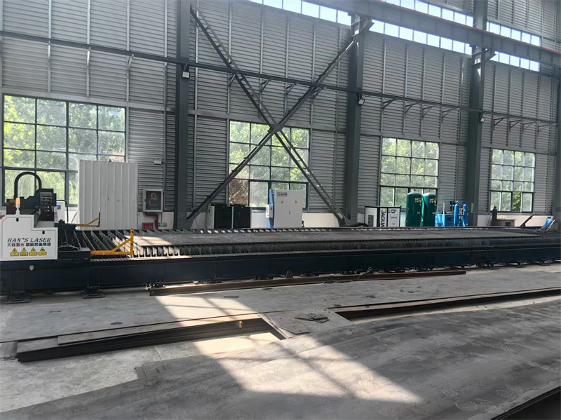 湖北九首建筑 | 20000w激光切割机